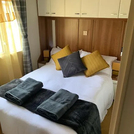 אתר קמפינג Meadow Retreat *